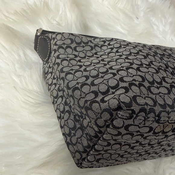 Coach Monogram Black and Gray Shoulder Bag - Picture 5 of 7